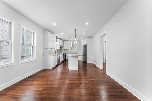70 Edgehill Rd, Winthrop, MA 02152