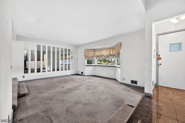 49 Blake Ave, Cranford Twp., NJ 07016