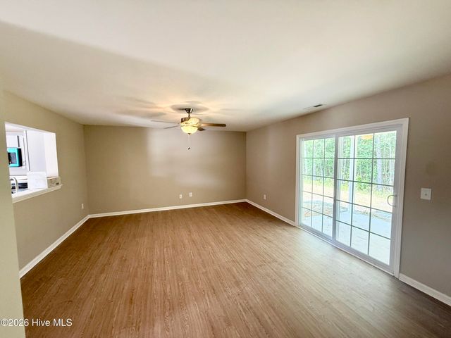 4033 Lucerne Court A, Winterville, NC 28590