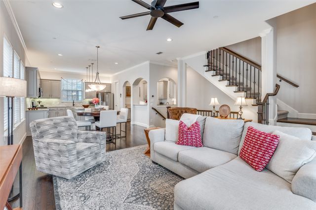 5038 Meridian Lane, Addison, TX 75001