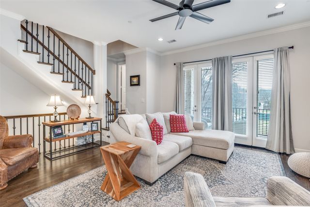 5038 Meridian Lane, Addison, TX 75001