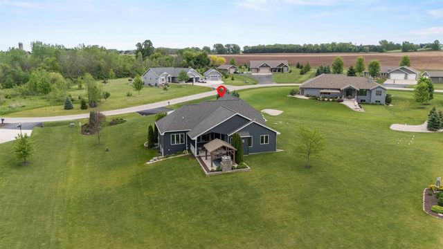 W7500 CROSS COUNTRY LANE, Hortonville, WI 54944