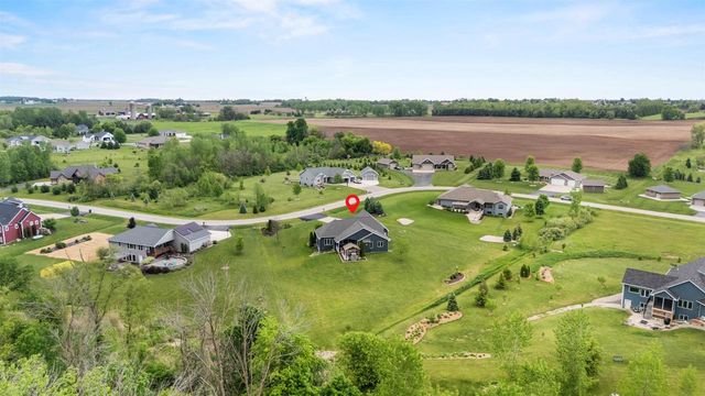 W7500 CROSS COUNTRY LANE, Hortonville, WI 54944