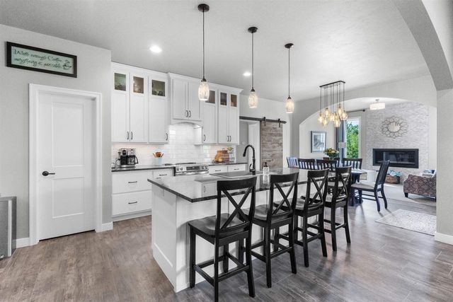 W7500 CROSS COUNTRY LANE, Hortonville, WI 54944