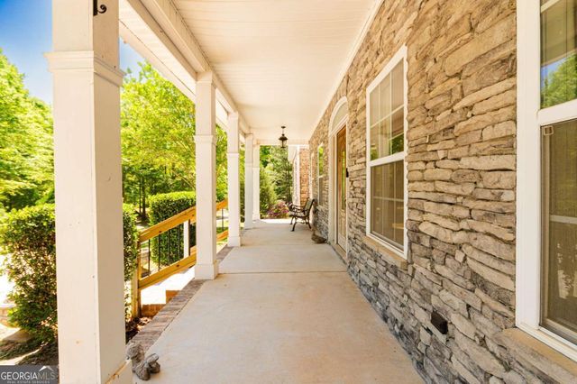 550 Oak Ridge Drive, Oxford, GA 30054