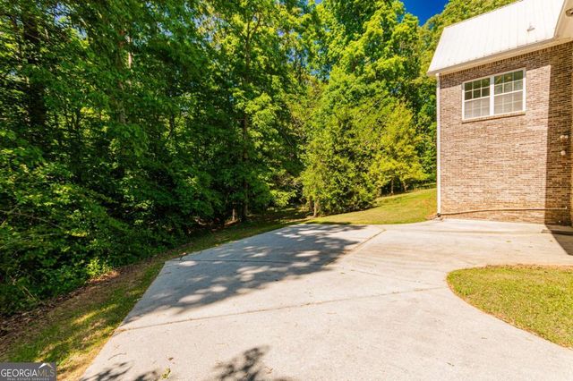 550 Oak Ridge Drive, Oxford, GA 30054