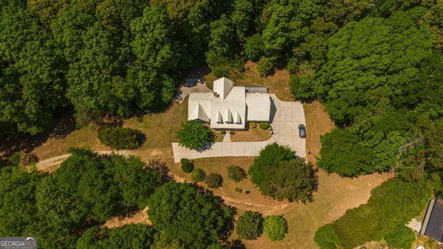 550 Oak Ridge Drive, Oxford, GA 30054
