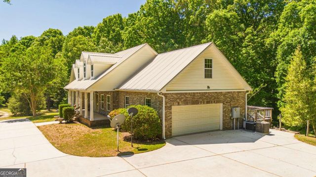 550 Oak Ridge Drive, Oxford, GA 30054