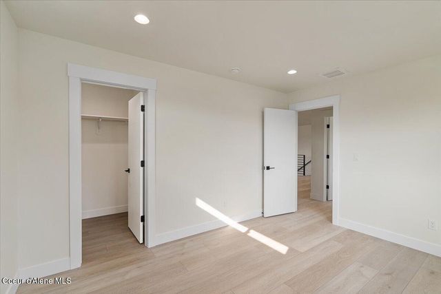 9262 N Secretariat Ln, Hayden, ID 83835