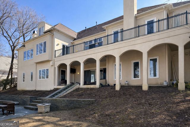 8360 Jett Ferry Road, Sandy Springs, GA 30350