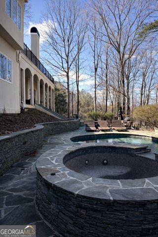 8360 Jett Ferry Road, Sandy Springs, GA 30350