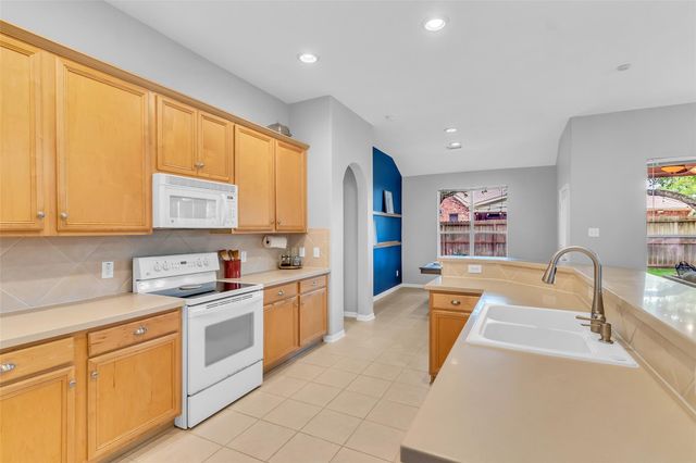 3601 Shasta Court, Pearland, TX 77584