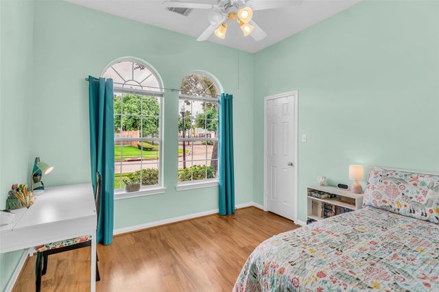 3601 Shasta Court, Pearland, TX 77584