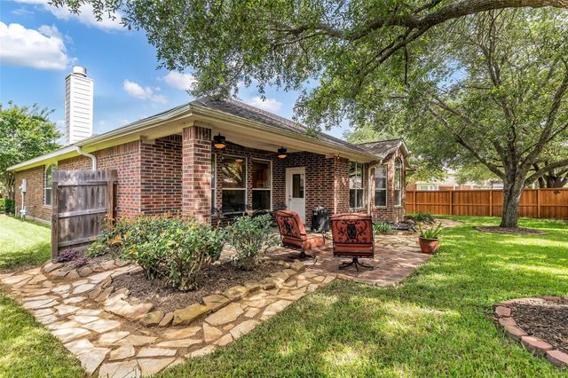 3601 Shasta Court, Pearland, TX 77584