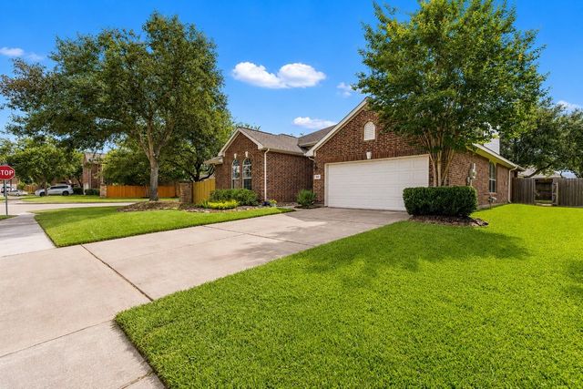 3601 Shasta Court, Pearland, TX 77584