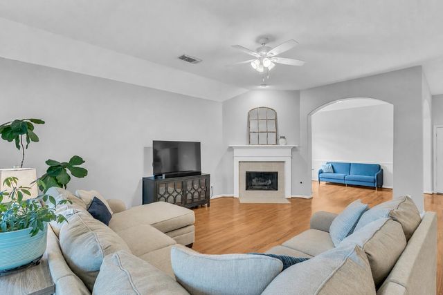 3601 Shasta Court, Pearland, TX 77584