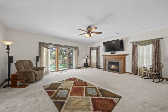 2458 Hickorybend Court, Grove City, OH 43123