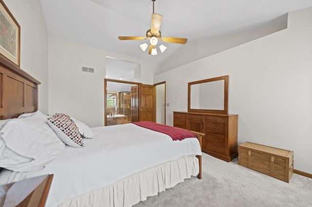 2458 Hickorybend Court, Grove City, OH 43123