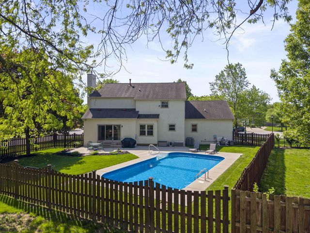 2458 Hickorybend Court, Grove City, OH 43123