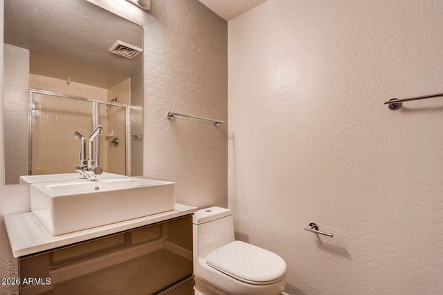 914 E OSBORN Road 210, Phoenix, AZ 85014