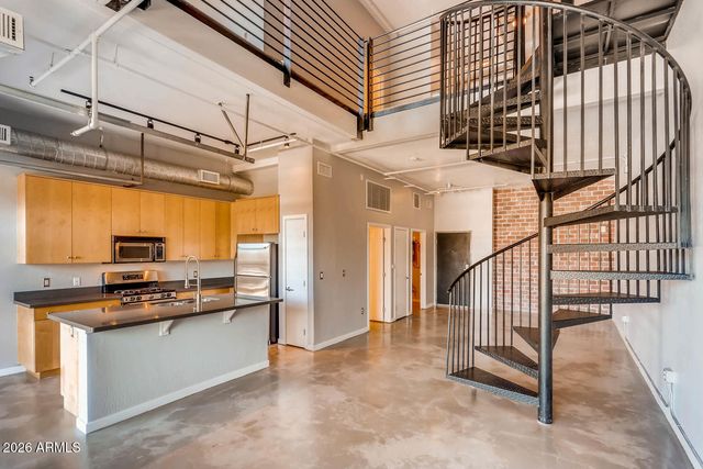 914 E OSBORN Road 210, Phoenix, AZ 85014