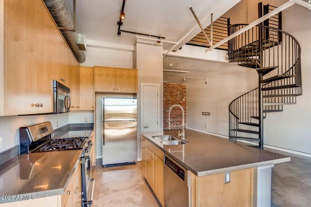914 E OSBORN Road 210, Phoenix, AZ 85014