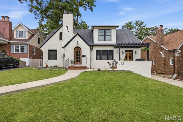 513 Hollywood Place, Webster Groves, MO 63119