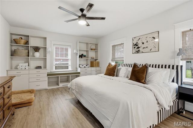 513 Hollywood Place, Webster Groves, MO 63119