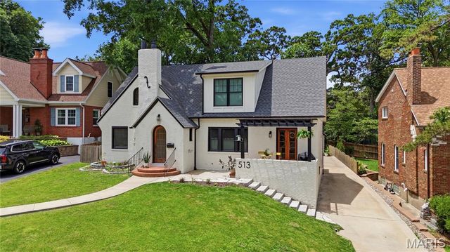 513 Hollywood Place, Webster Groves, MO 63119