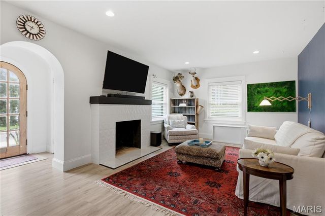 513 Hollywood Place, Webster Groves, MO 63119
