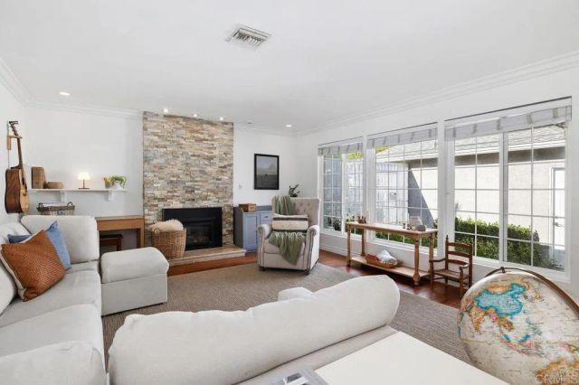 6849 Ballinger Avenue, San Diego, CA 92119