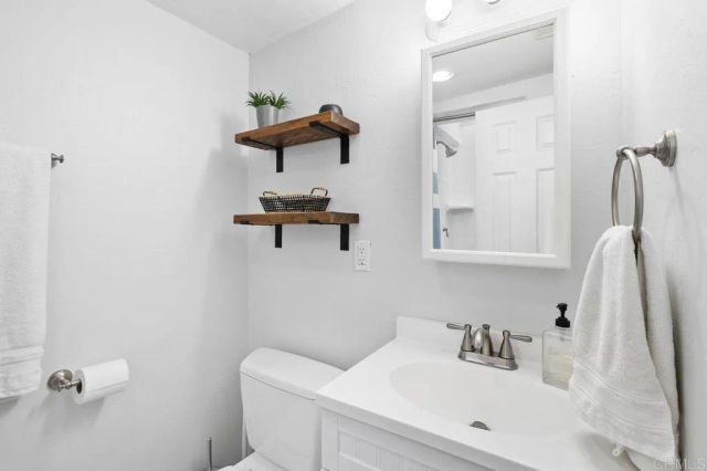 6849 Ballinger Avenue, San Diego, CA 92119