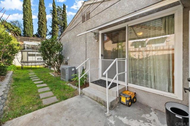 6849 Ballinger Avenue, San Diego, CA 92119