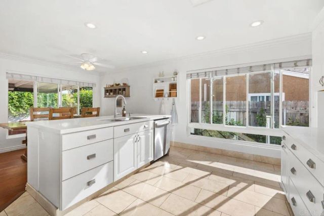 6849 Ballinger Avenue, San Diego, CA 92119