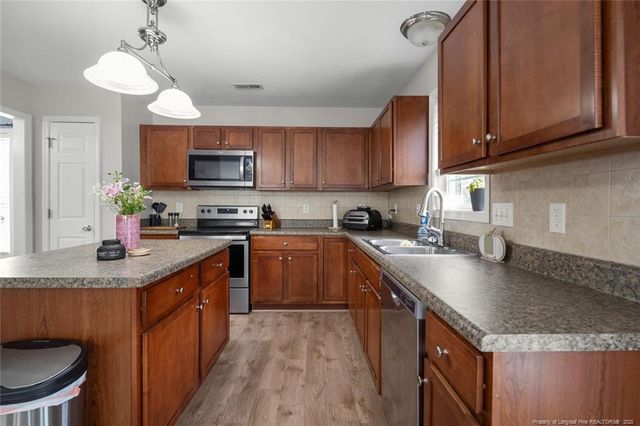 625 Fairfield Circle, Raeford, NC 28376