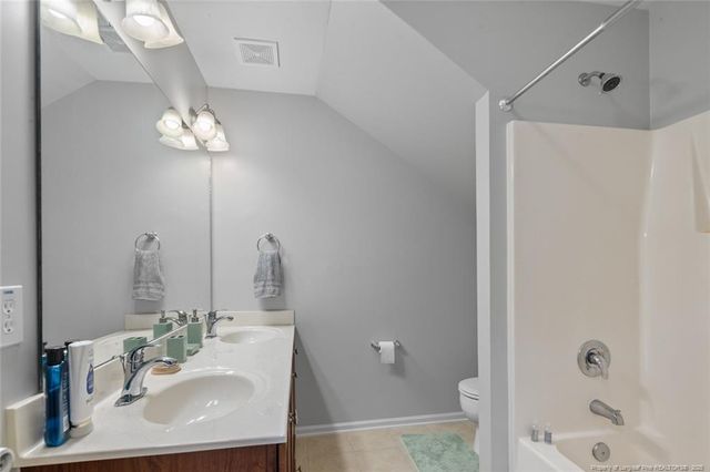 625 Fairfield Circle, Raeford, NC 28376