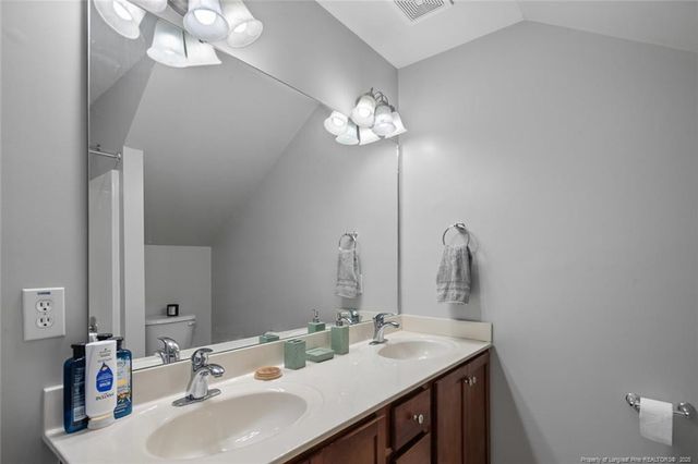 625 Fairfield Circle, Raeford, NC 28376