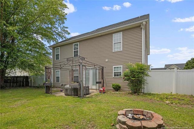 625 Fairfield Circle, Raeford, NC 28376