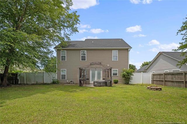 625 Fairfield Circle, Raeford, NC 28376