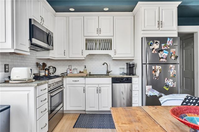 453 Angell Street, Providence, RI 02906