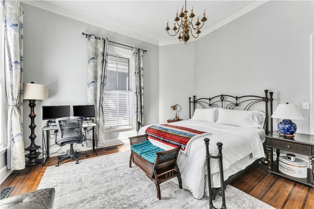 453 Angell Street, Providence, RI 02906