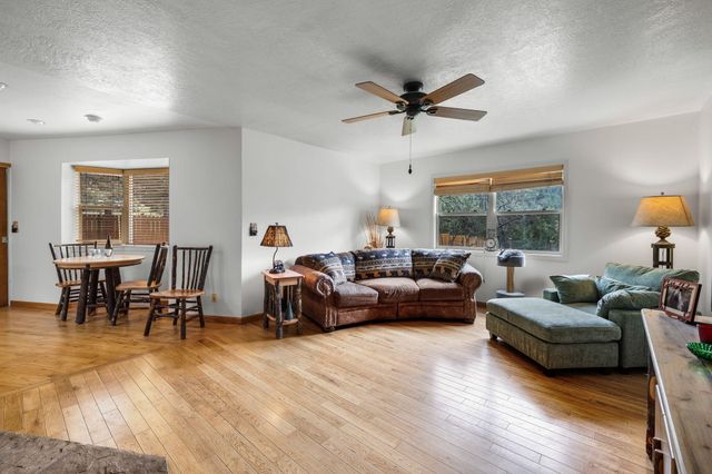 312 Edgewood Drive, Canyon City, OR 97820