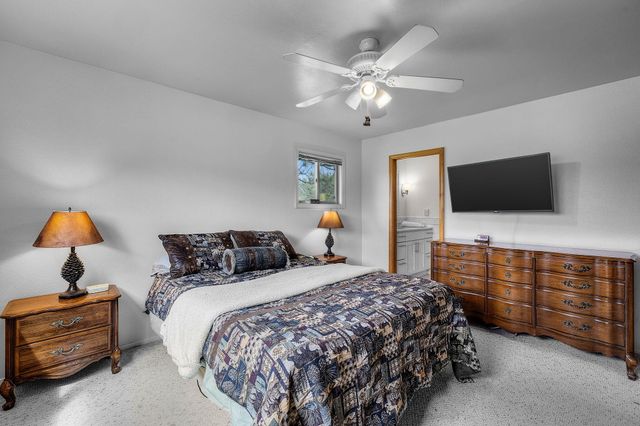 312 Edgewood Drive, Canyon City, OR 97820