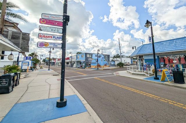 1472 BAY VIEW STREET, Tarpon Springs, FL 34689