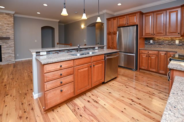 3023 Stone Creek Court, Marion, IA 52302