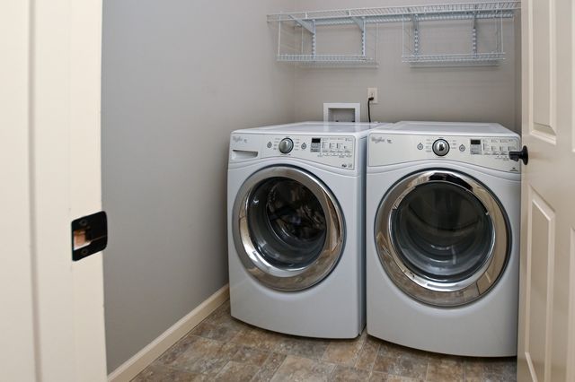 3023 Stone Creek Court, Marion, IA 52302