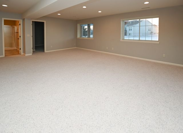 3023 Stone Creek Court, Marion, IA 52302