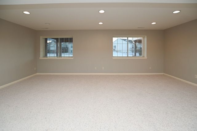 3023 Stone Creek Court, Marion, IA 52302