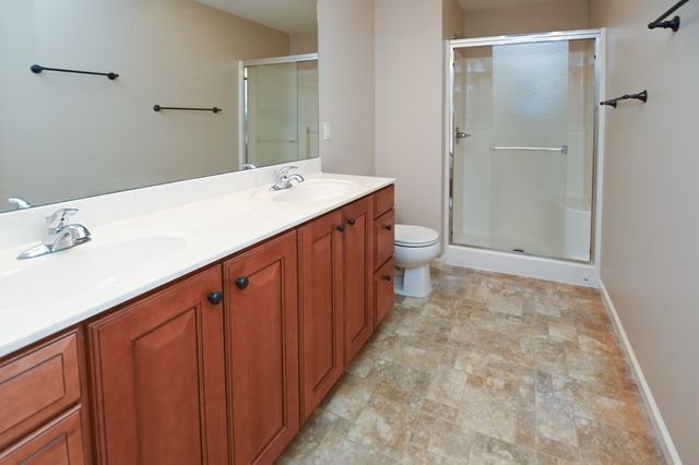 3023 Stone Creek Court, Marion, IA 52302