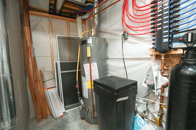 3023 Stone Creek Court, Marion, IA 52302